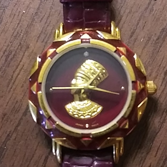 Avon vintage lady's Watch - Picture 2 of 7